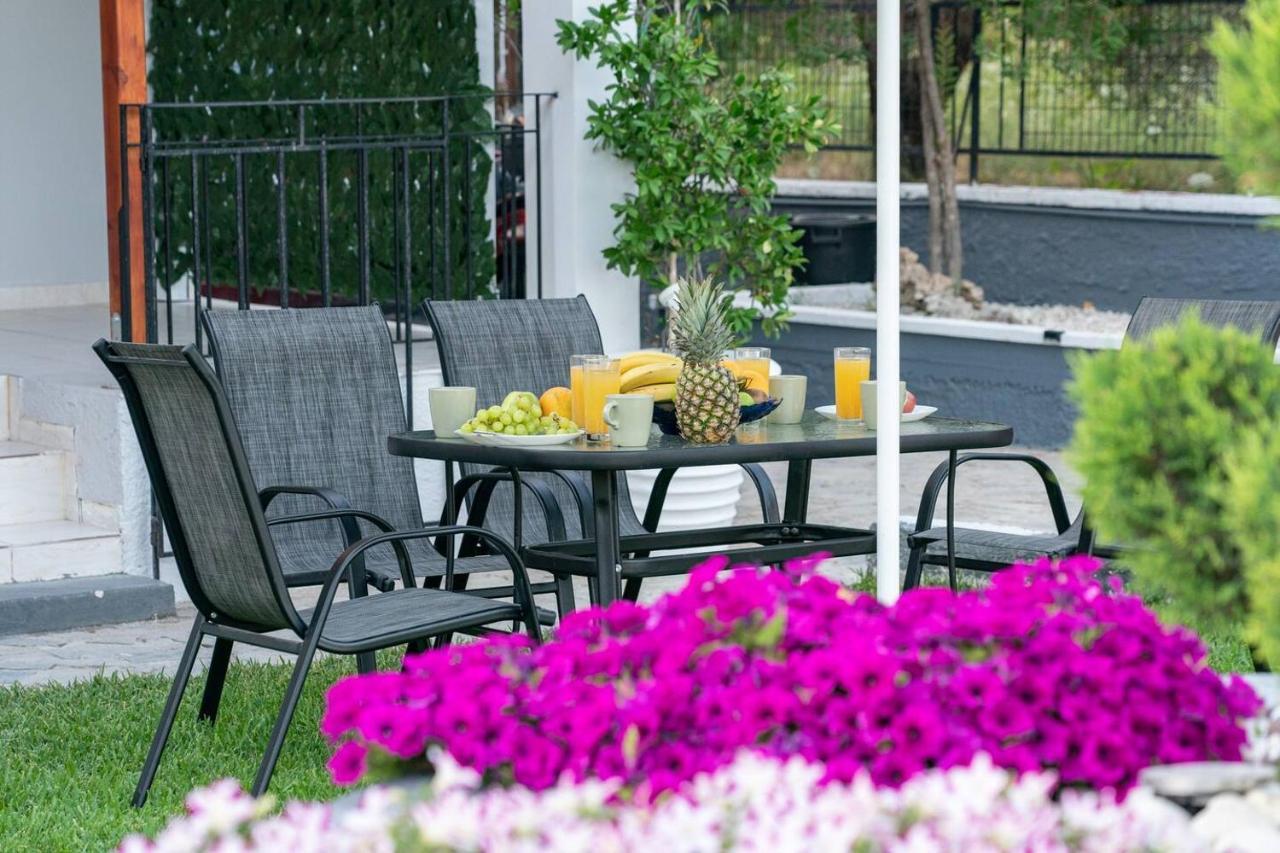 Afroditi Holiday Home - Blue Apartment Свороната Экстерьер фото