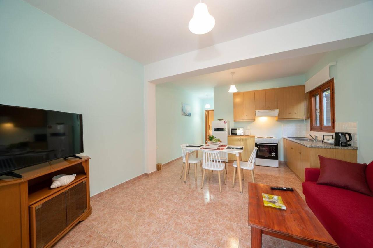 Afroditi Holiday Home - Blue Apartment Свороната Экстерьер фото