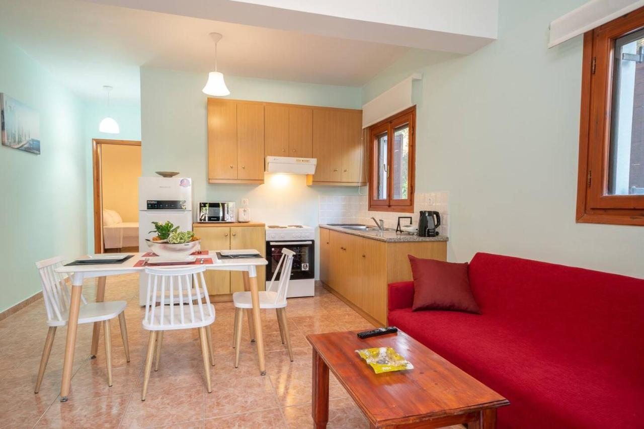 Afroditi Holiday Home - Blue Apartment Свороната Экстерьер фото